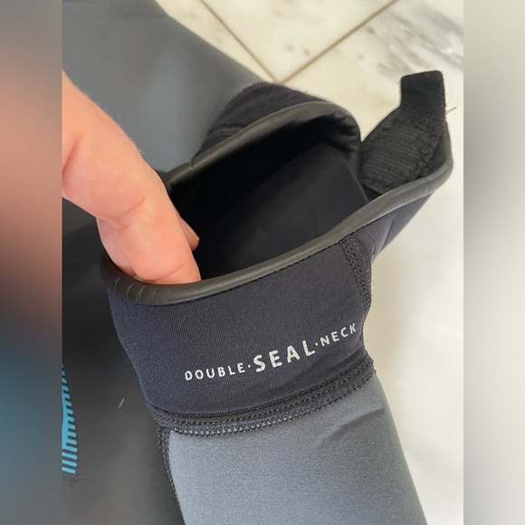 Sold - Picture 2 of 12